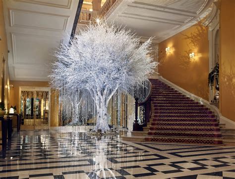 claridge's christmas tree london